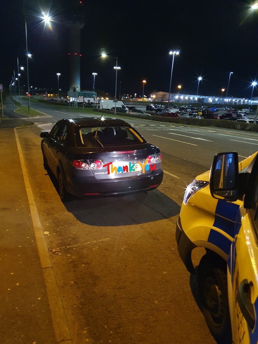 ASarcasticChef's tweet photo. Not tweeted in a while but just to show were still around and being proactive we noticed a vehicle trying to hide out of sight.
Quick check shows driver no insurance.
Another one off the streets
@EPRoadsPolicing will be chuffed!!

#LongWalkHome 
#MyOtherLife 
#AirportSpecials https://t.co/f9kZgxRhSg