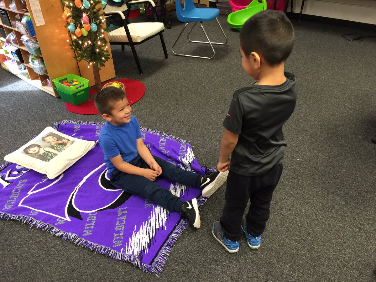 steinbrinkprek's tweet photo. Thank you Miss Amber for sharing the story Mortimer!  We had great fun adding music and drama to the story! https://t.co/OtGaXPmExO