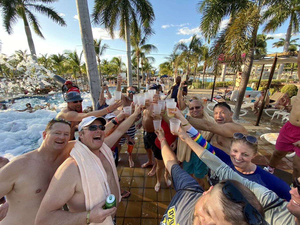 1029TheHOG's tweet photo. Shots, shots, shots at the Foam Fiesta in Costa Rica!! #springbend @foxworldtravel @AppleVacations @Don_Savaglia #springbend2020 #mke https://t.co/i0NwhlLfyx