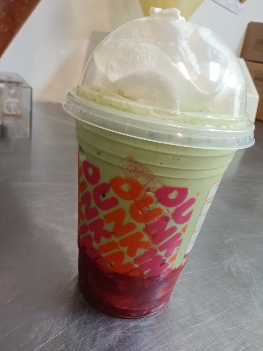 MidnightMysticl's tweet photo. So I tried the best I can to recreate the 7th Sense strawberry matcha latte at work. Inspired by one of the teas from the NCTzen Cafe ❤ @NCTsmtown_127
#NCT127atRodeoHouston #KickItWithNCT127 #KickItStreamingParty #NeoZone #NCT127_NEOZONE https://t.co/2Jk1CUqSRr