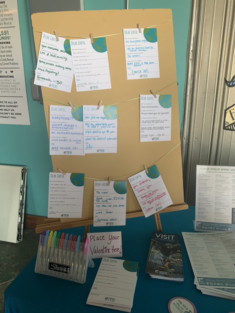 daniela1restrep's tweet photo. The audience gets to write a letter to their “Valentine,” or, the Earth. This is a really engaging and thoughtful activity hosted by .@FloridaMuseum and .@UFEarthSystems. https://t.co/m48Mjcw0vS