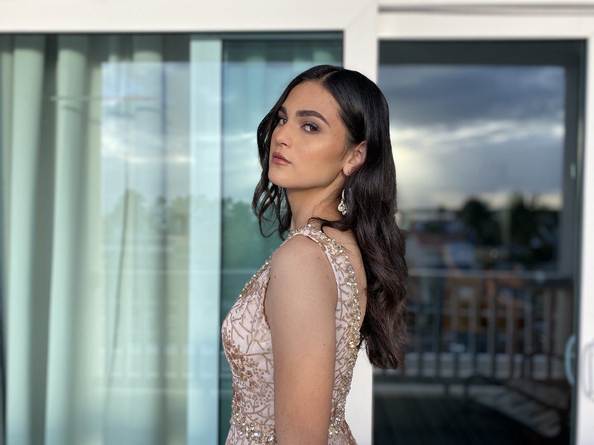 MariaCarattini4's tweet photo. It’s nude o’clock. #ringdance https://t.co/dUK0oBAZTQ