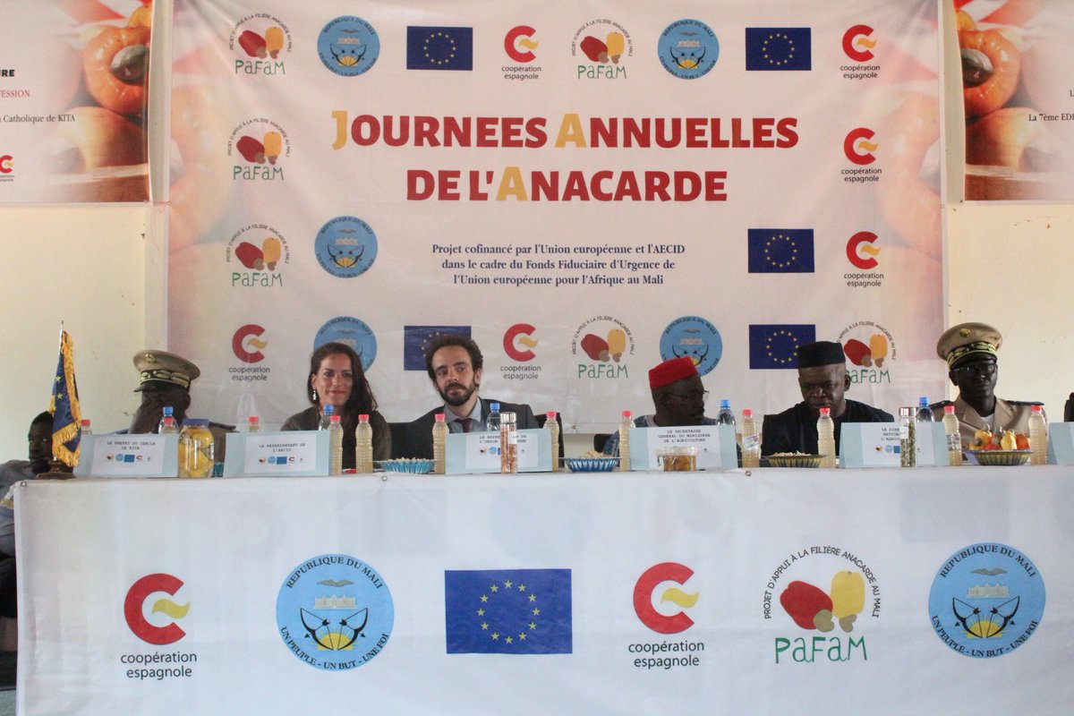 PAFAM3's tweet photo. Cérémonie d'Ouverture de la 7ème Edition des Journées Annuelles de l'Anacarde au Mali organisé par le #PAFAM en collaboration avec l'#IPROFAM la Mission Catholique de #Kita. #UE @AECID_es @UEauMali https://t.co/1yGTEMVto6