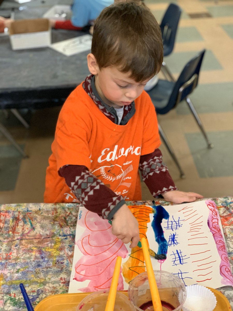 stedward307ART's tweet photo. ART + SCIENCE = process magic✨in preK+K: chemical reactions with salt🧂 and lemons🍋 on watercolor. @StEdwardChi #proccessprek #processart #prekart https://t.co/DDyIImagpc