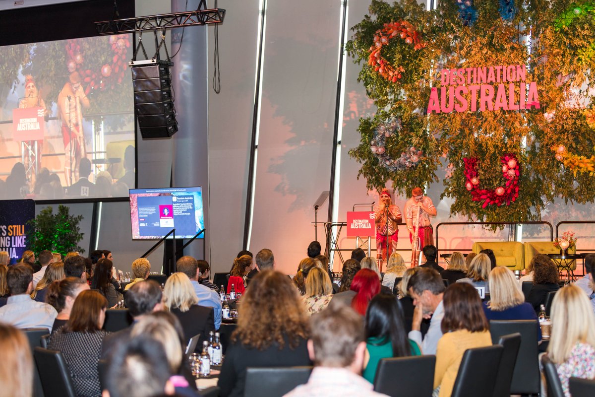 TourismAus's tweet photo. Incredible welcome to country from Major Sumner to start the day at #DestAus20 #majormoogysumner #ngarrindjeri https://t.co/V2fexv6u7K