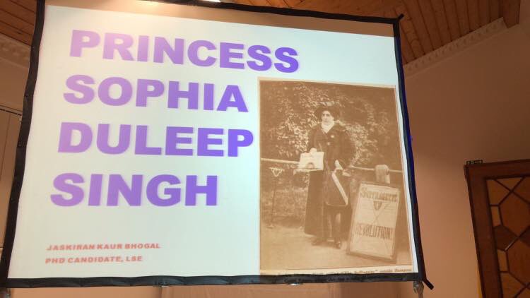 KangManjit's tweet photo. A really inspiring evening at @NishkamCentre celebrating #IWD2020 - fantastic speakers, great activities & honoured to have opportunity to share #WestMidlands550 #Kaurstrength campaigns & Guru Nanak Dev Ji’s message of #genderequality and inclusivity for all. TY @ajit_ubhi https://t.co/dQEq3eUOw9