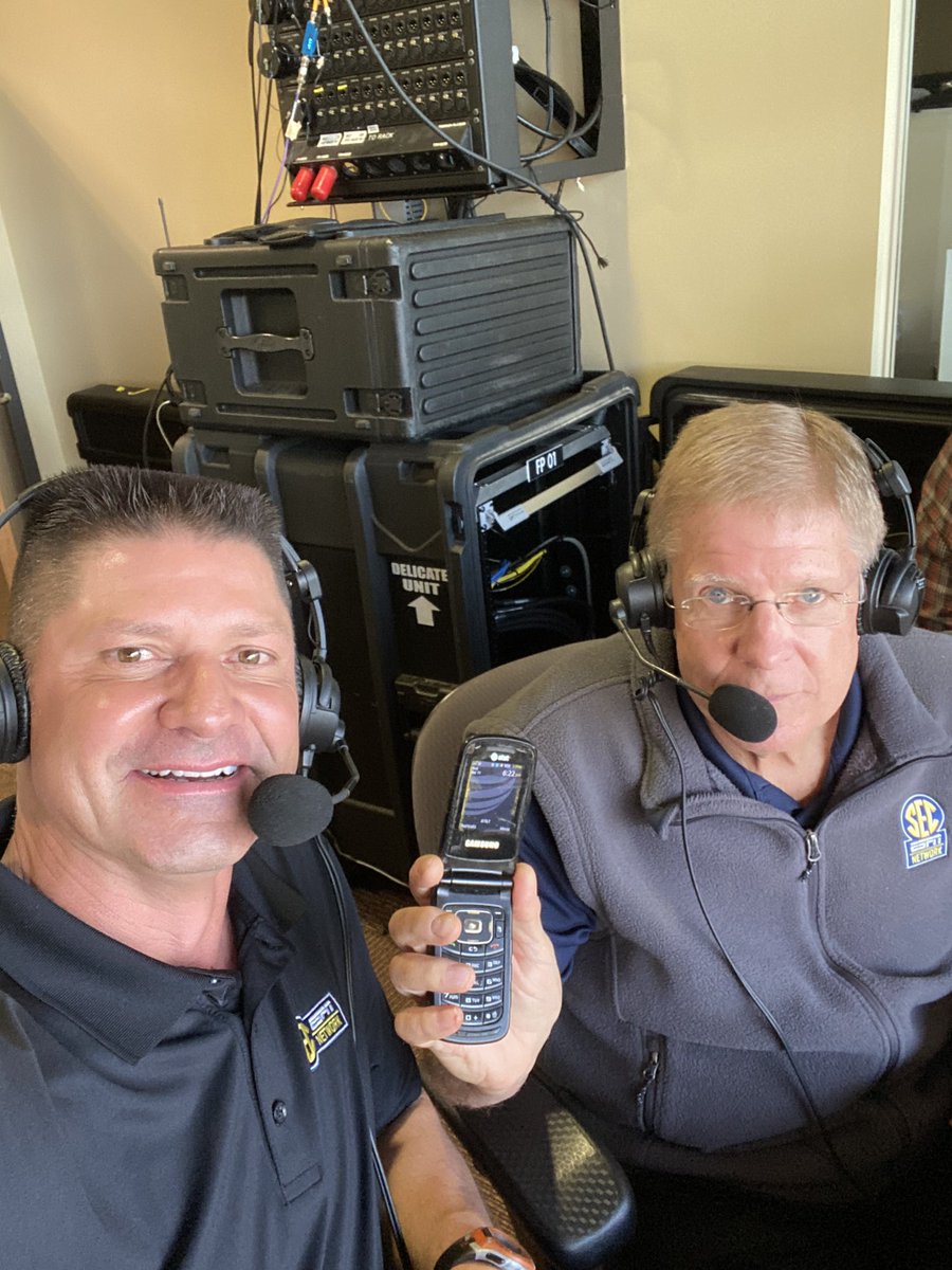 realbenmcdonald's tweet photo. Minutes away from @WeAreSouth_BSB vs @LSUbaseball 6:30 CT on the @SECNetwork + We will be answering as many of ur questions as possible on social media so.....Fire Away... don’t send em to Lyn’s phone 🤣 yes.....he still has the flip phone better send em my way! https://t.co/Vbe0z5nRrO