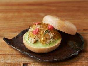 Crab on a Cloud!😌 ​​
#Kani #Monaka #crab #LES #SakaMai