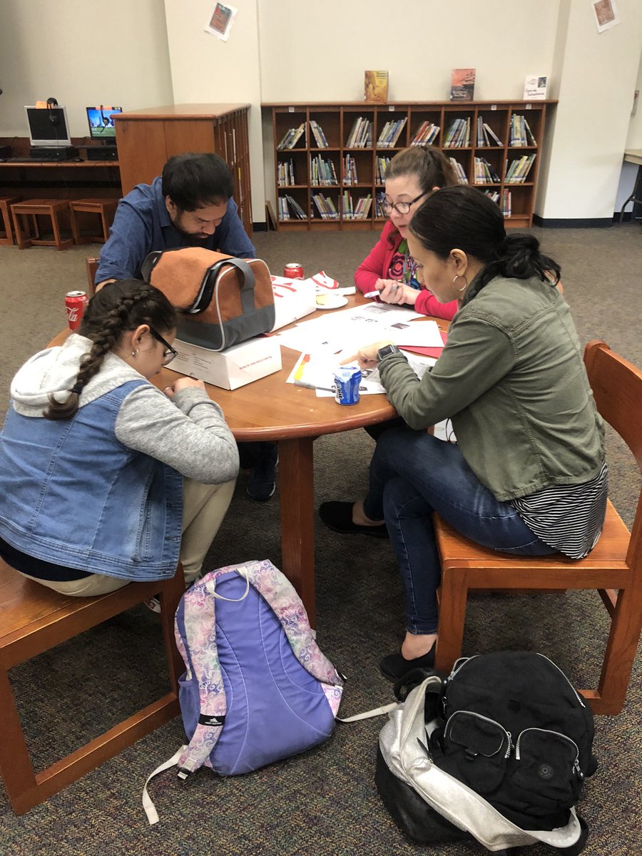 milihenriquez's tweet photo. It’s always a pleasure to support @MadingES Ts during #ExtendedWednesday. Thank you for the opportunity @Tabitha_Dudley1 😊 📚 ✏️ #themadingway https://t.co/fb6AWZIzaZ