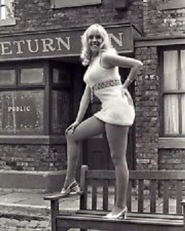 Corriepedia's tweet photo. Our journey through Corrie history continues with 1970, the year the programme turned 1000 in August and 10 in December #Corrie60th #ColourStrike #JuneHowson https://t.co/NgrrPZfZGp https://t.co/3ufJZvd3bQ