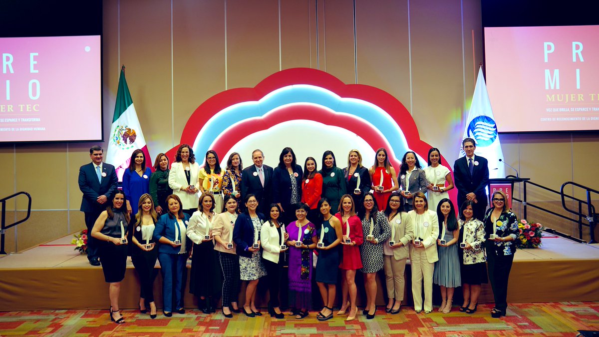 Salvador's tweet photo. El #PremioMujerTec da visibilidad al talento y liderazgo de mujeres extraordinarias que transforman vidas, establecen nuevos paradigmas y dan resultados. Felicidades a las ganadoras de la edición 2020, su liderazgo transforma el mundo por todos los rincones, por eso ¡gracias! https://t.co/f1mTqAIHXj