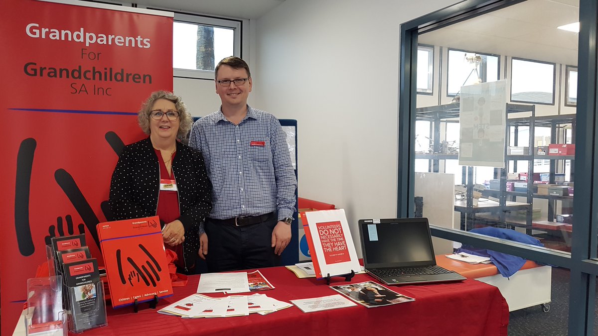 GFGSAInc's tweet photo. Our team spreading the word at Berri Primary School on how we can provide assistance to local kinship/grandparent carers. We loved connecting with new families. https://t.co/pHCDVeJrCP