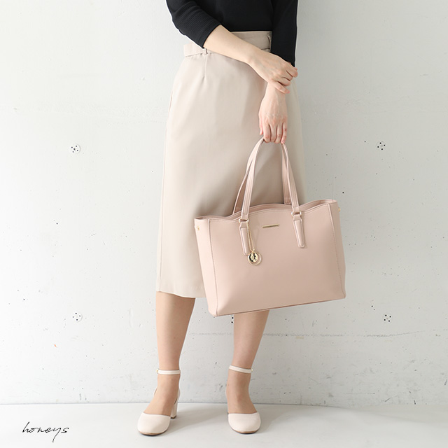 ハニーズ Honeys Pa Twitter 話題になったのでご紹介 可愛くてしっかり荷物が入るａ４対応バッグ スカラップトートｂａｇ 2980円 T Co 3vn2af6dwo ハニーズ Honeys ａ４サイズが入る有能バッグ 新生活