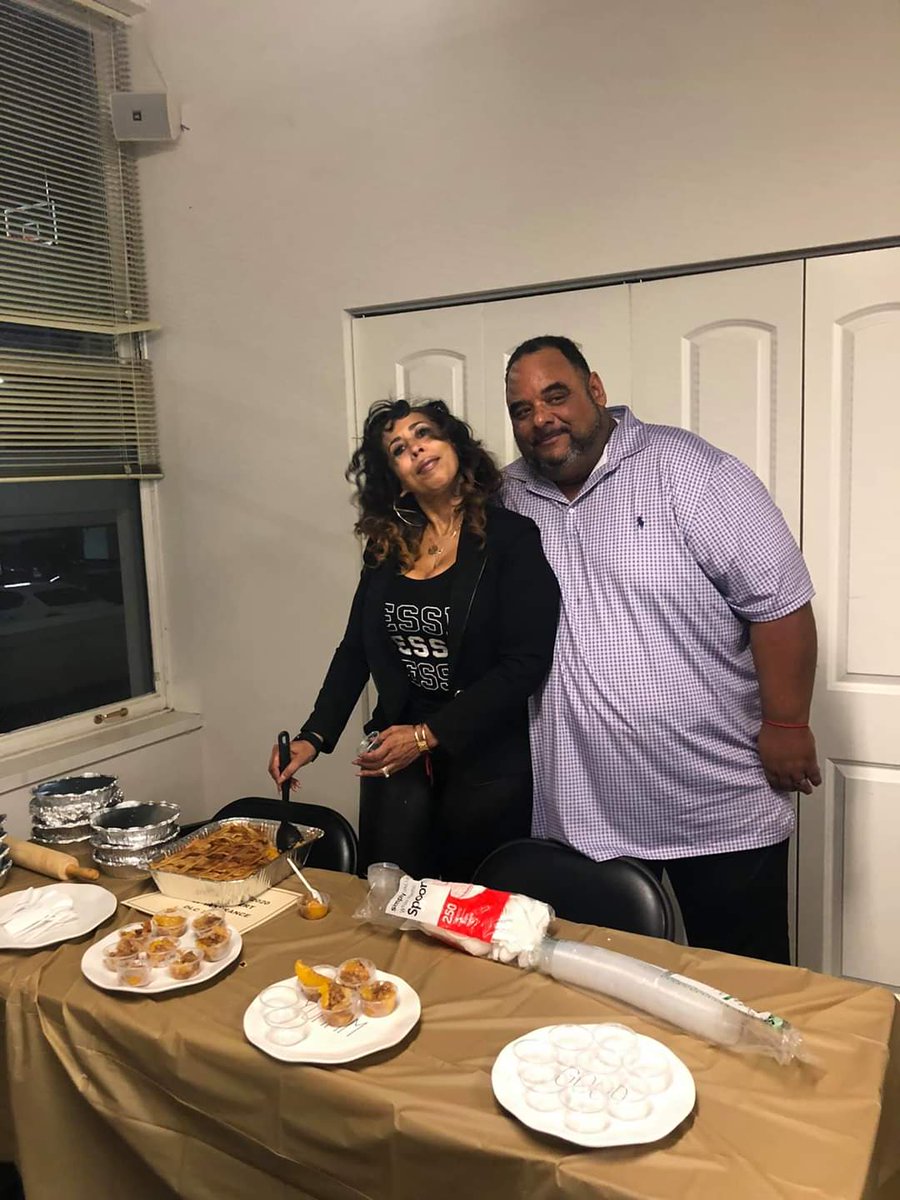 SEIU1000's tweet photo. Creating relationships and #buildingcommunity away from our jobs speaks to the heart of our #Local1000 Purpose Statement.
On Feb. 28th, our 4th annual "Taste of SEIU" event brought together #unionmembers and their #families for an evening of fellowship and fine cuisine. https://t.co/iZs97VXWqJ