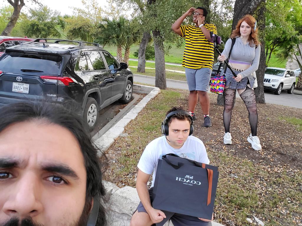 Mizkif tweet media