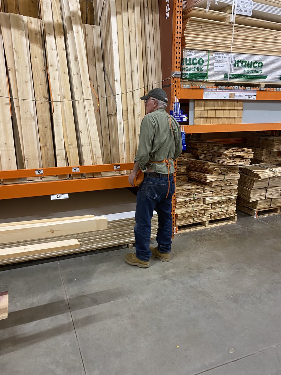 peg42841's tweet photo. Straightening and packing out boards @TeamWesterlyRI @maryanne_stl https://t.co/Vq22vRTK1N
