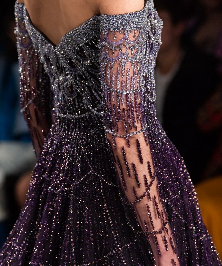 FashionweekNYC's tweet photo. Beautiful Details from the Pamella Roland Fall 2020 Collection 😍😍😍 https://t.co/yF1risg6Za