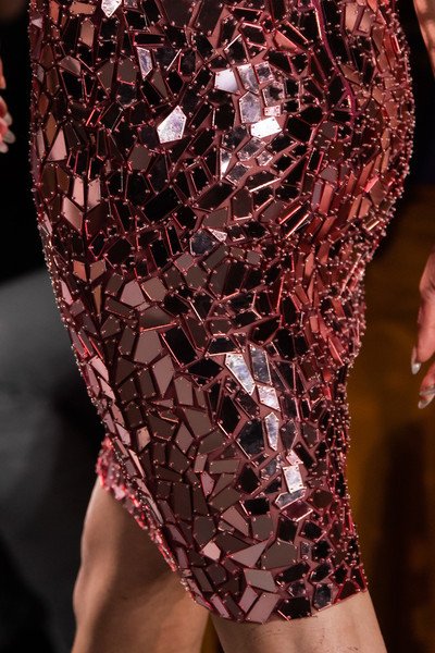 FashionweekNYC's tweet photo. Beautiful Details from the Pamella Roland Fall 2020 Collection 😍😍😍 https://t.co/yF1risg6Za