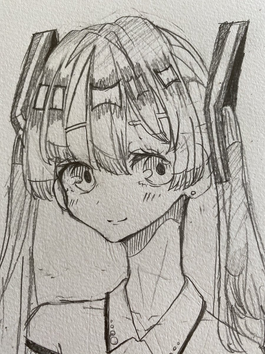 久しぶりにアナログで絵描いたわ、、ちょっと遅れたミクの日(3月9日)
首長すぎたかな
#初音ミク #ミクの日2020 #イラスト #中1 