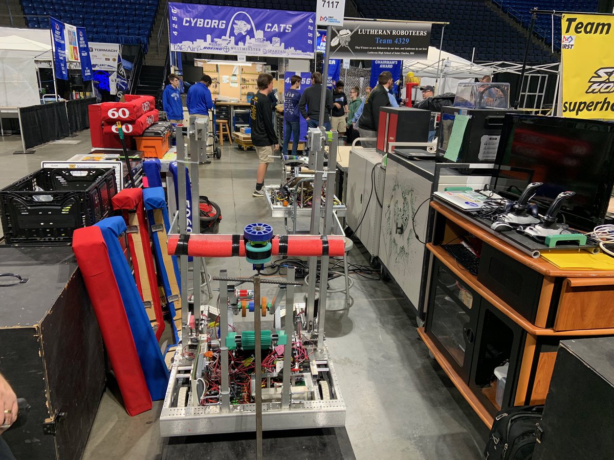 robotics_dragon's tweet photo. The pit is set up and ready for the pit crew and drive teams tomorrow! Let’s make this competition a good one dragons! https://t.co/p0j3SFIS3m