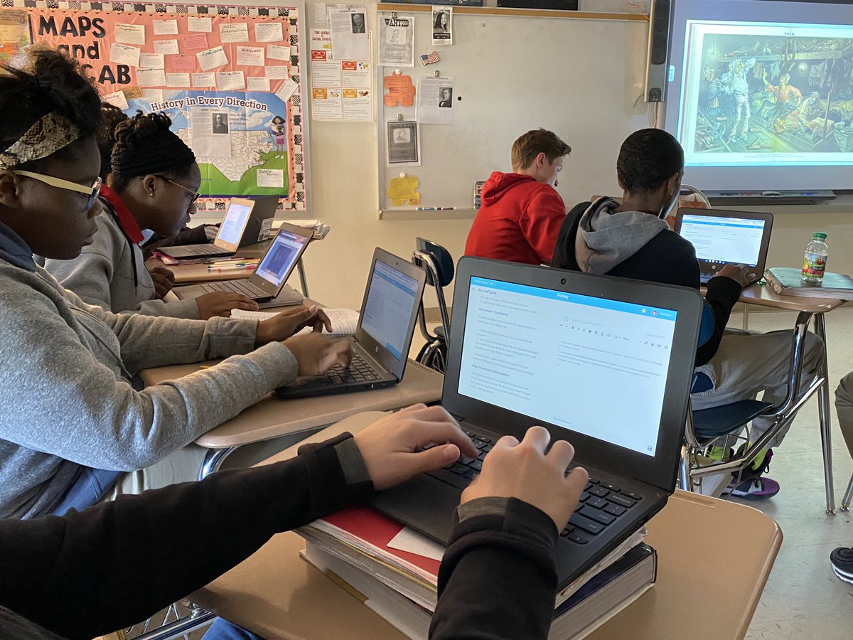5ftTeacher's tweet photo. Used @parlayideas to discuss immigration in the 1800s. Students looked at Uncle Toms Lodging House as they discussed.  The guiding question was: “How have attitudes towards immigrants changed overtime? Do you believe it has changed or is it still the same as the 1880s? Explain https://t.co/zkNEHPr2aZ