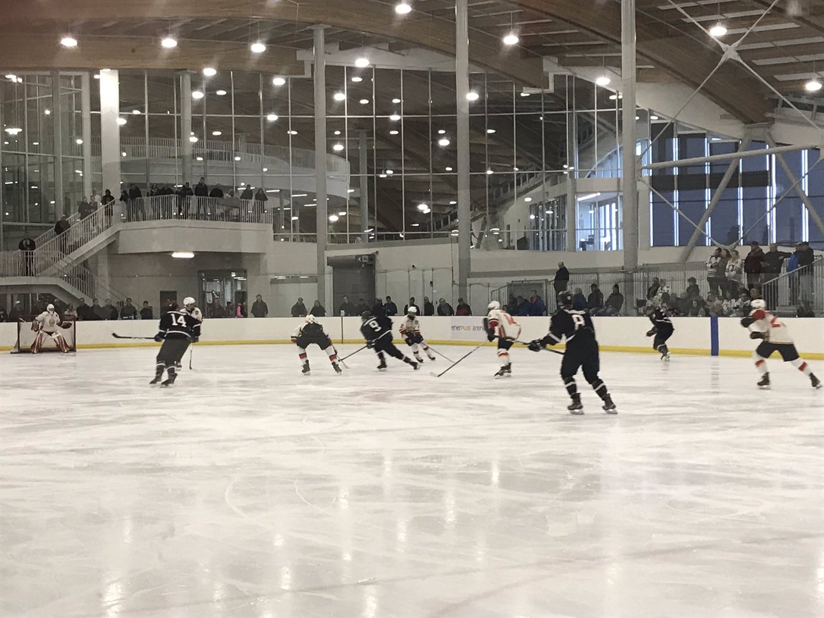 Bantam AAA playoff game Calgary Flames and Red Deer.  I get why the first three in the series have gone to OT.   Good stuff. Tied at 1 in the second