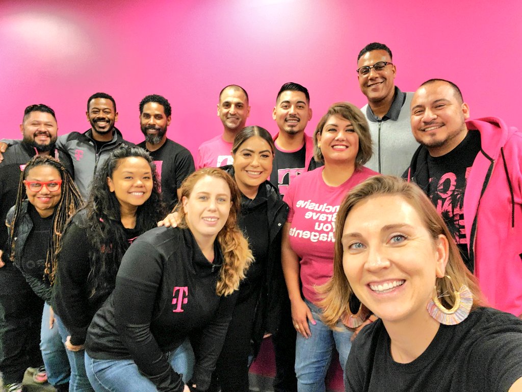 Sarah Brantner tweet media