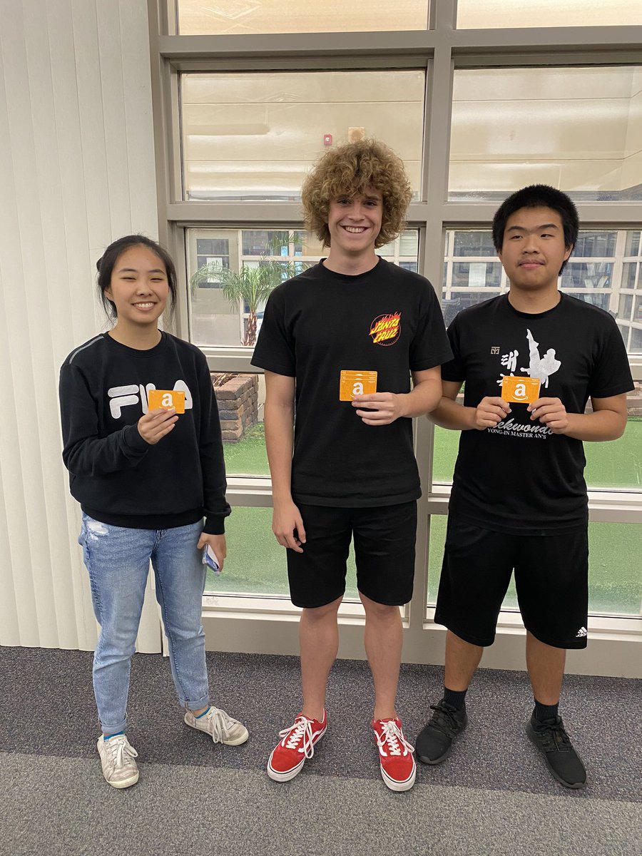 Sunrise_Esports's tweet photo. Everyone had a blast at the @ClashRoyale tournament today! Thank you everyone who came out to participate and watch! 1st place - Rylan, 2nd place - Jason and 3rd place - @Linda_Lu_METmed. #SMHSEsports #smhscares #Esports #hsel @SunriseMustangs https://t.co/uwVANxGdM9