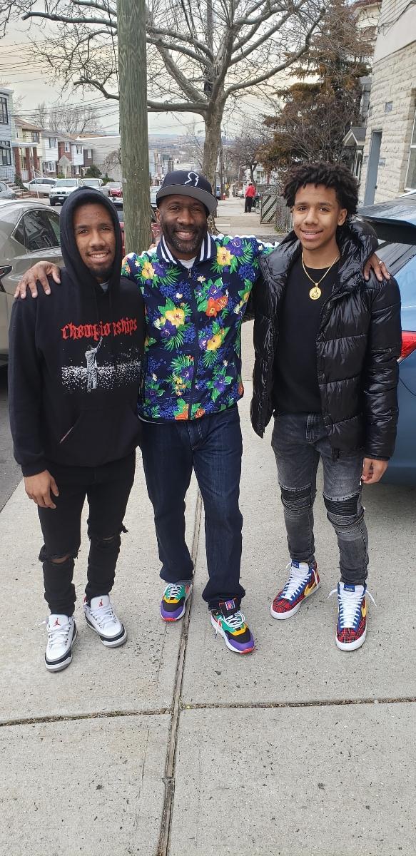 OneTwoTray's tweet photo. #SQUADDDDDD https://t.co/oMx2iLCss1