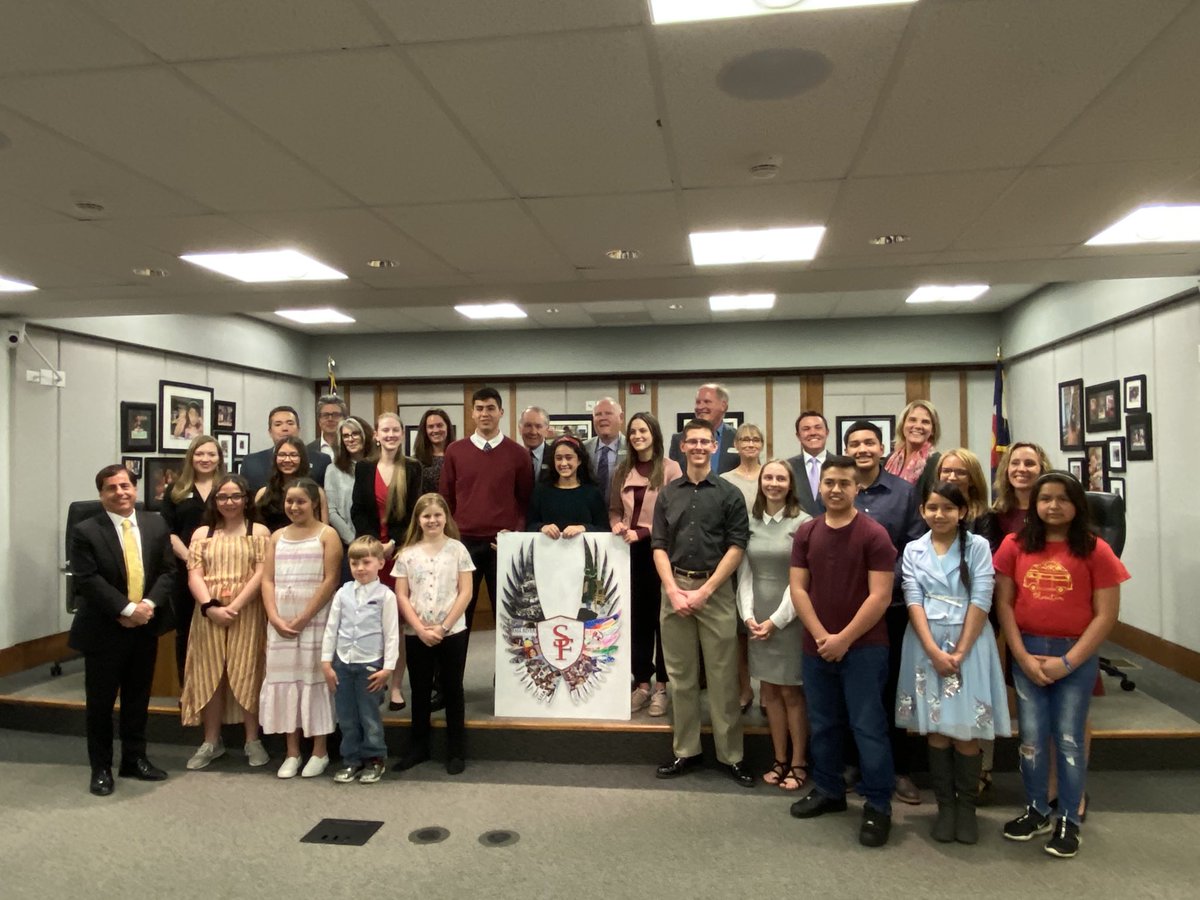 DPerfettiDeany's tweet photo. The Skyline Feeder did an exceptional job of articulating the opportunities they embrace in school. Our outstanding students make our world a better place.  Thank you to our dedicated staff &amp; community who make this possible! ⁦@SVVSDsupt⁩ ⁦⁦@SVVSD⁩ https://t.co/pFzA3KnFz9