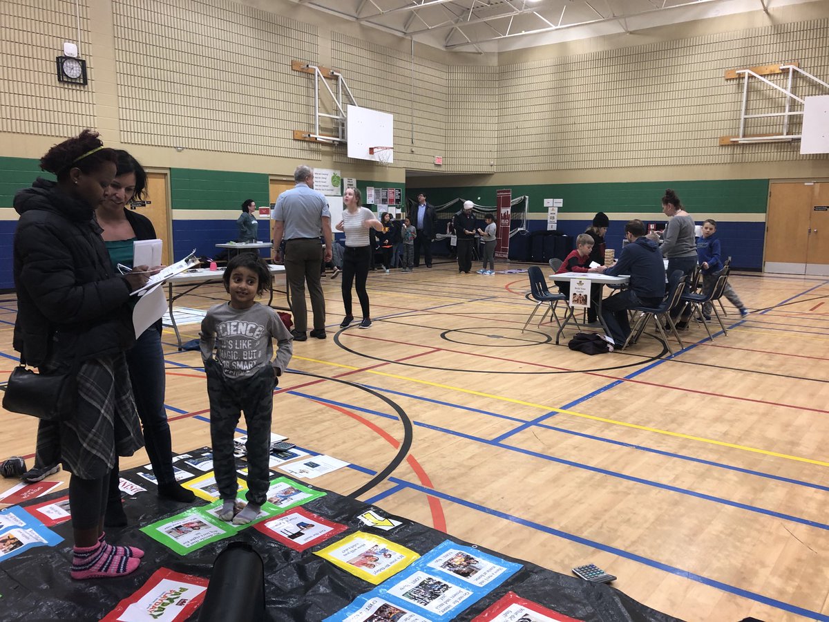 It’s Payday Playday! Celebrating financial literacy at École Forest Grove School with families and ⁦@READSaskatoon⁩