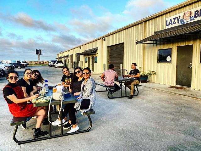 LazyBeachBrew's tweet photo. A good day to have a good day. Deyra is pouring your beers all night, come keep her company. https://t.co/jVJr4BoNBq https://t.co/NRvT1gvnN8