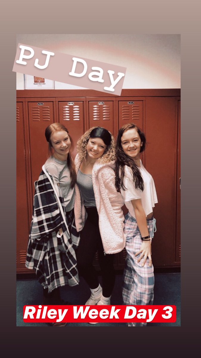 fcdmftk's tweet photo. PJ DAY!!! 💤 Thank you to all who have participated! Tomorrow is twin day! We’re all in this together 👬👭👫 #FTK https://t.co/h4x0woKmjG