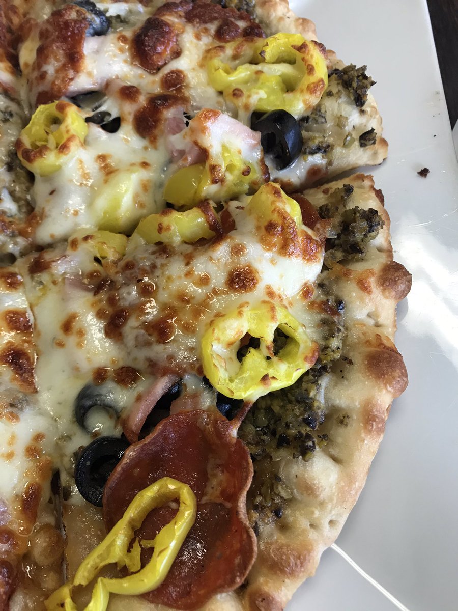 BackroadsStaff's tweet photo. Guys, y’all check out our blog at Backroads and Burgers on Facebook about what could possibly be the best pizza in Mississippi!! When you’re within 100 miles of Flora, there’s no reason you aren’t visiting my new friend at Railroad Pizza Co.
#railroadpizzaco #florams #foodie https://t.co/quIlvg1Muy