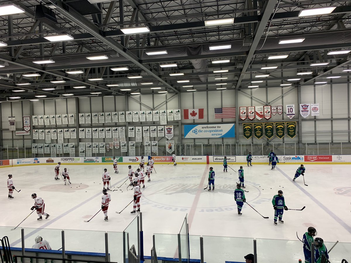Round 2 game 1 Warmies starting as we battle the <a href="/ReginaMonarchs/">Regina Monarchs</a> #boysinblue #sbaahl #swiftcurrentbantamaahockey