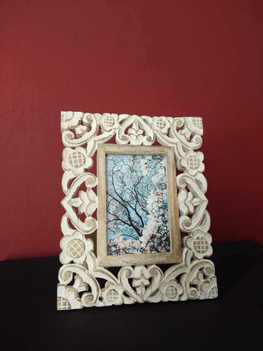 ethnicpip's tweet photo. Once you have selected a beautiful photo, next step is to choose the right photo frame. –One that enhances your photo and transforms it into true artwork, without a photo frame the wall will look empty. Visit https://t.co/C6l12FKxAG https://t.co/D0jt3u9Yh4