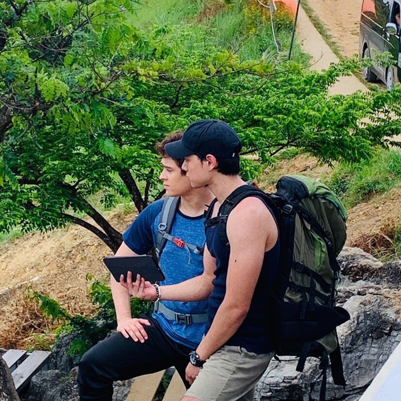 sayche04's tweet photo. #MIWYLoveOnTop
https://t.co/fLqW6sW8tn