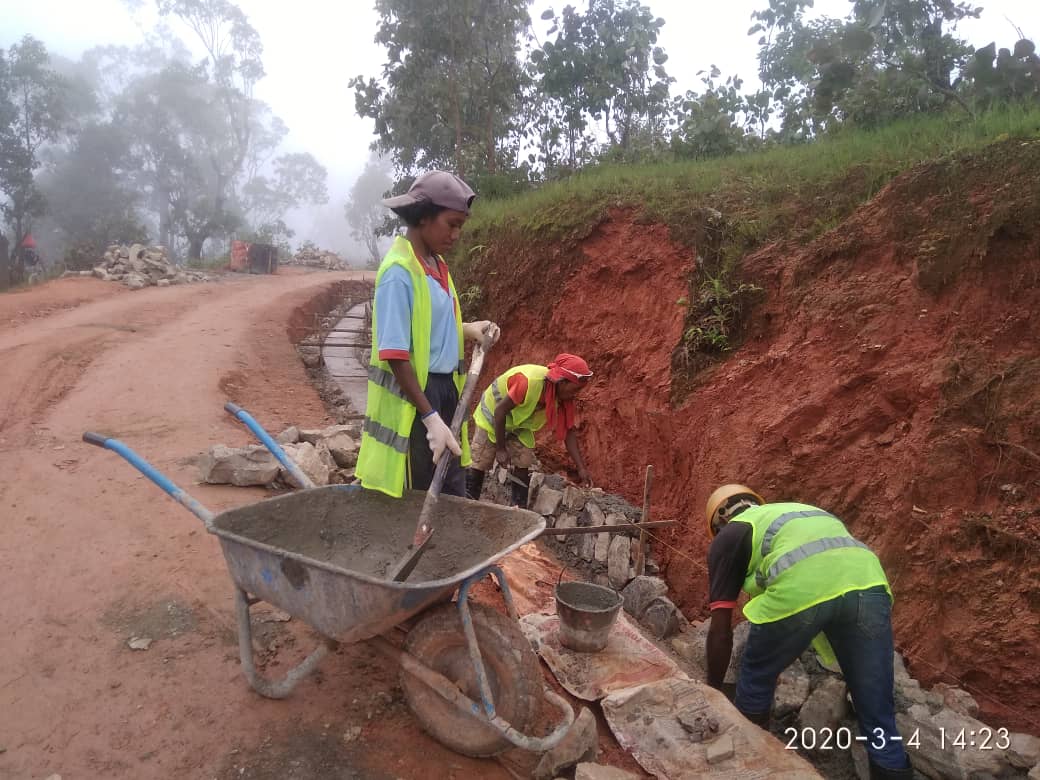 ERA_AF_TL's tweet photo. “ERA-AF project has opened up work opportunity for me to help contribute towards the income of the family” said Aurelia C. Moradi, 28 years old. ERA-AF project is funded by the #EU and implemented by the @ILO.
Click for full story: https://t.co/EW3mTjPeFP
#WomenforDevelopment https://t.co/CQ9J0mhdjK