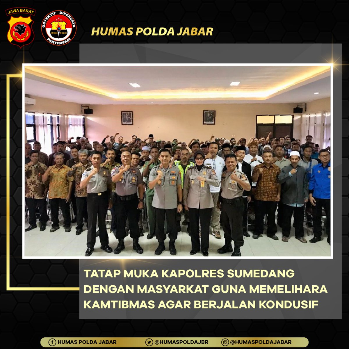 humaspoldajbr's tweet photo. Kapolres Sumedang AKBP Dwi Indra Laksmana, S.I.K., https://t.co/kVu8nlxOMv melaksanakan kegiatan tatap muka dalam rangka sinergitas Polri dengan Potensi Masyarakat (Potmas) bertempat di Aula Gedung Patriatama Polres Sumedang, hari Kamis (12/03/2020). https://t.co/3byEqwq2LJ