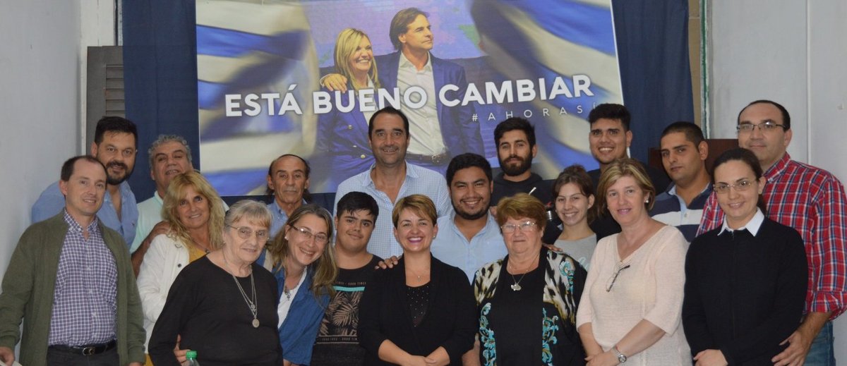 LeoAquino400's tweet photo. Seguimos trabajando de cara a Mayo en la Ciudad de La Paz!!!
La Unión nos Hará Fuerza!!!
#Mayo2020
#AminporCanelones
#Lista400
#Lista2004
#Lista71
#Lista880 https://t.co/QRaKj6QJ4S