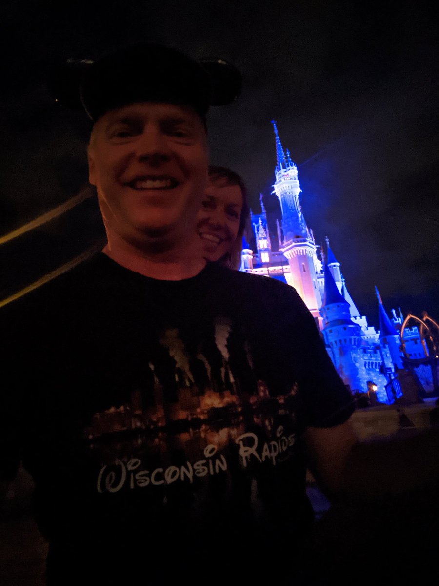 jahoffa's tweet photo. @CharlieBerens Wisconsin Rapids wears it better than Cinderella's Castle https://t.co/TTPDk9XdGH
