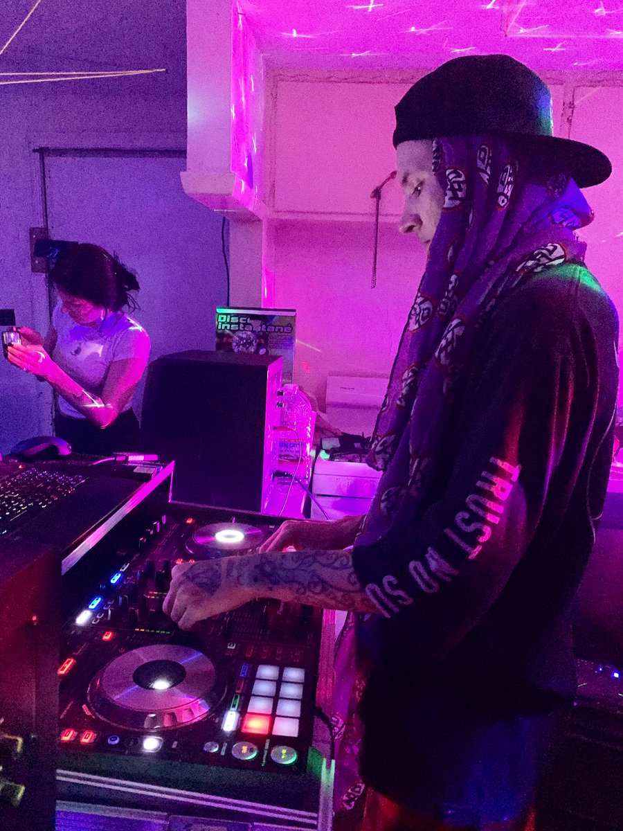 dj_robotreboot's tweet photo. 🔥🔥❤️🔥🔥 https://t.co/5Dg2QrZEDc