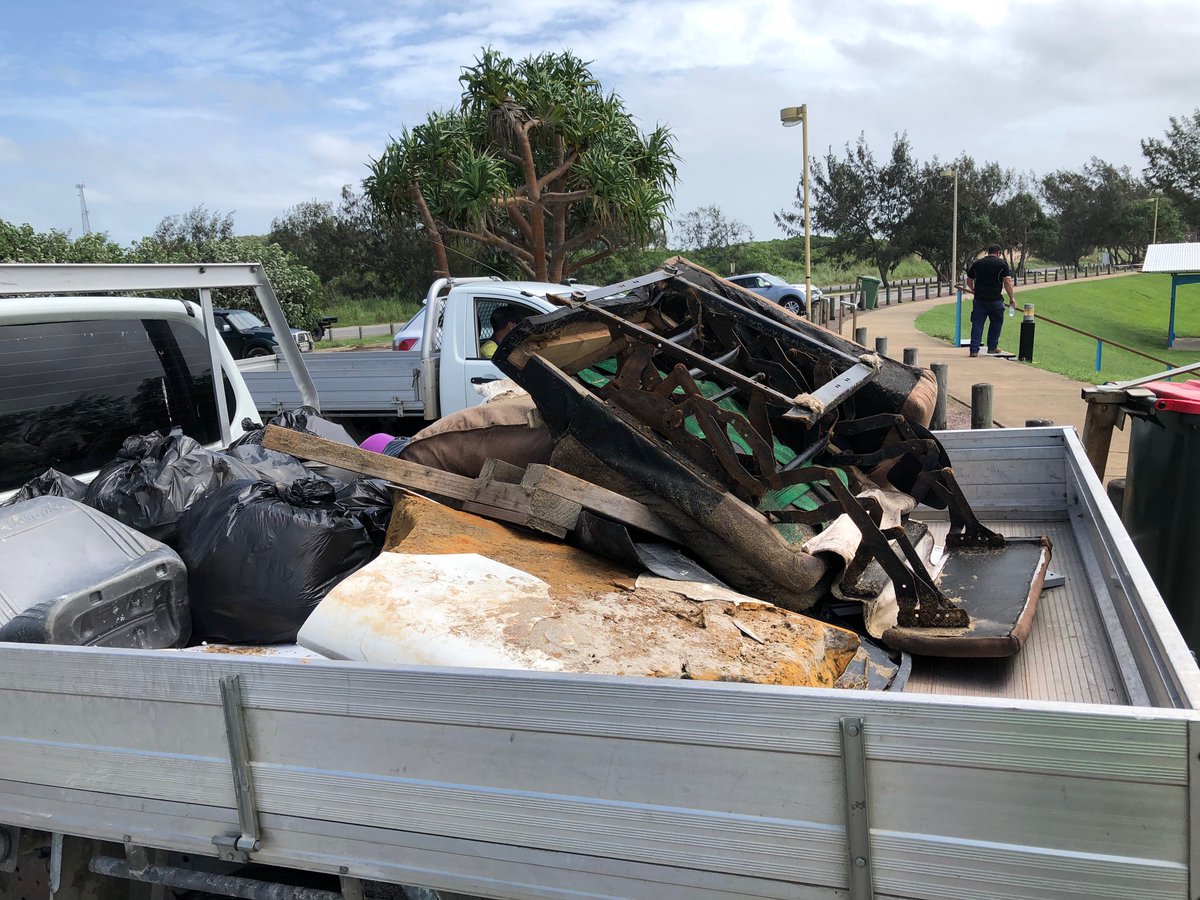 We Stepped Up to Clean Up! #CQUniMKY staff and students cleaned up Mackay's Harbour Beach today for <a href="/Clean_Up/">clean up</a> Australia Day. This ute try ended up full to the brim after just two hours! #CleanUpAustralia #CQUniversity