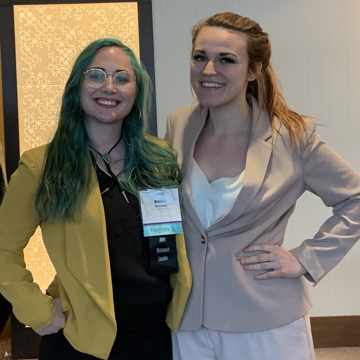 BaillieAnneMD's tweet photo. So excited to see all of the wonderful things @BealerReilly does as the @AMAmedstudents GRAF next year. ❤️ #WomenInMedicine #Trailblazer https://t.co/5eF4z2pHc6