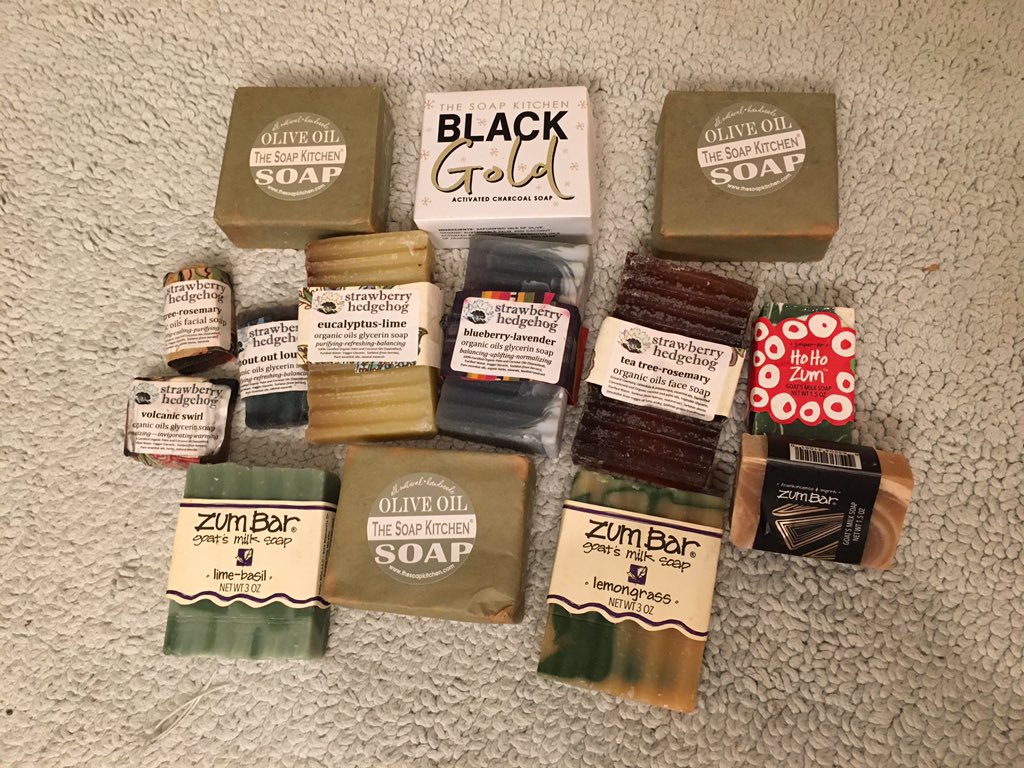 KBYip's tweet photo. I asked Santa for #soap this past Christmas. My kids laughed. I win.
Have already used 2.
๐งผ๐งผ๐งผ
#ILikeSoaps.
#NiceSoapIsNice #NeverRunOut https://t.co/sFeh3ZBS2m