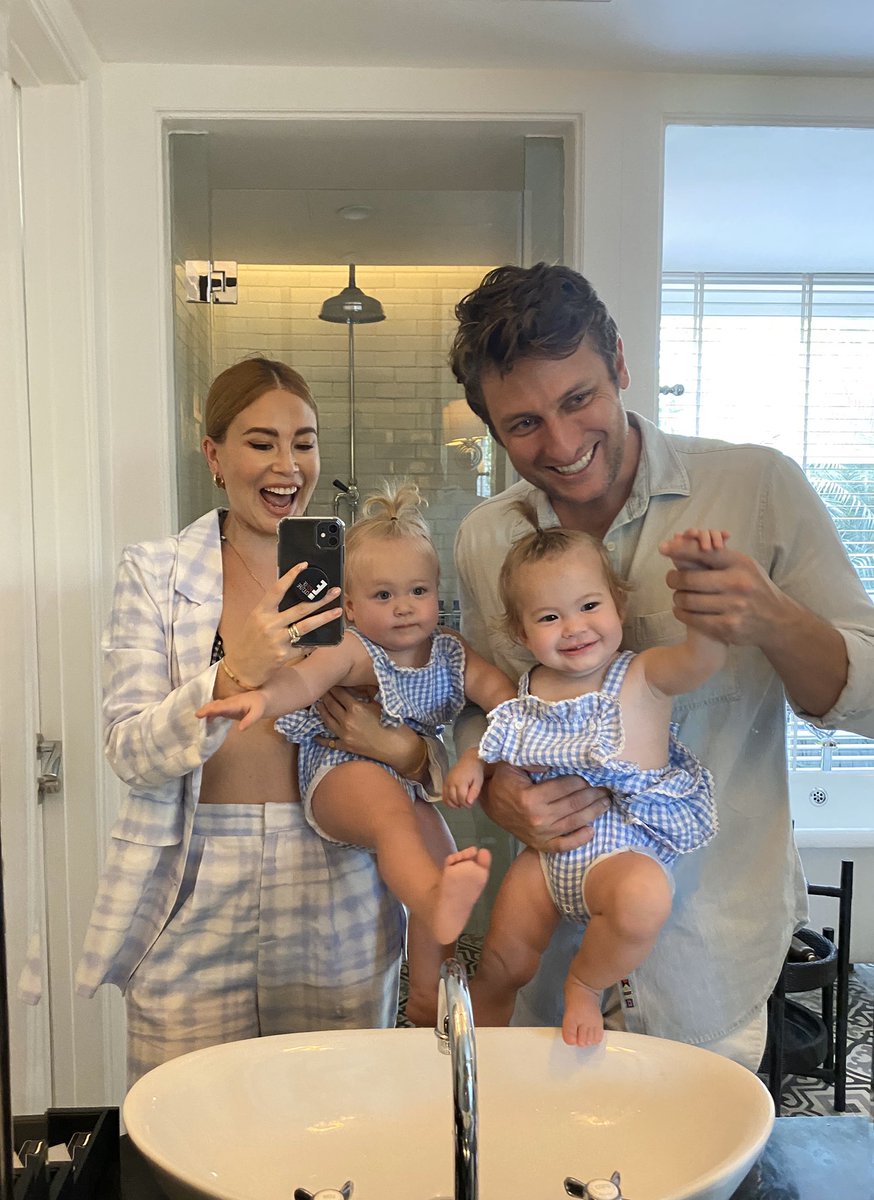 iamyvetteking's tweet photo. #twins https://t.co/1tGUuR2trg