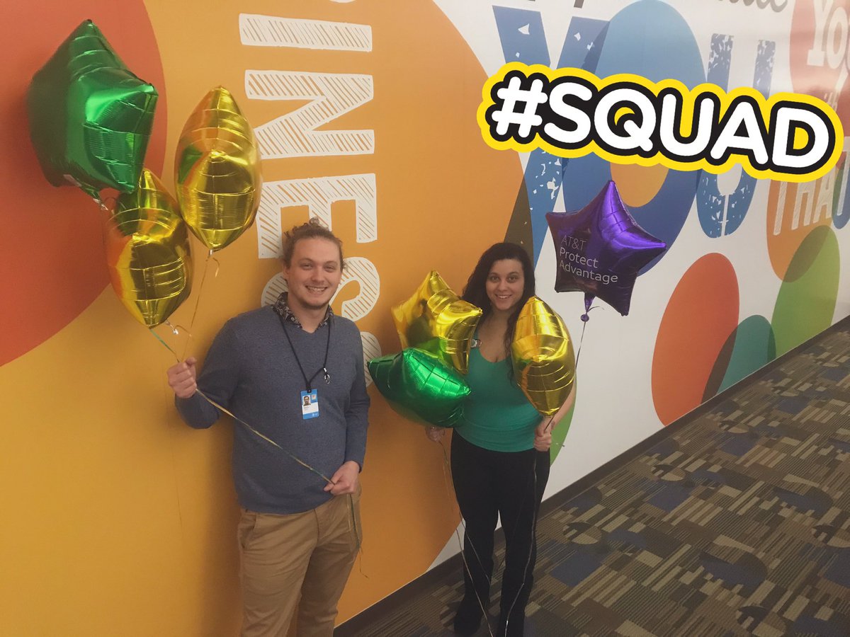 johnsonsgiants's tweet photo. Tosti &amp; Ciera battle it out to see who can get the most balloons before the shift ends,Ciera snuck up on him last minute w/2 ports 😝 healthy competition on team johnson! We like to have fun! #ATTTV #ATT #tugglenation @anthonyetuggle @EvansvilleMss @seanclarke333 @Dbrenttaylor https://t.co/tWxKwV1ugR