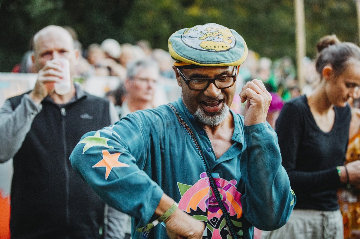 WOMAD NZ (@womadnz) on Twitter photo We're finally here at the end of our countdown!! 'Sweet Sixteen' bliss...
(๐ญ๐ฒ) ๐๐ฒ๐ ๐ช๐ข๐ ๐๐ '๐ช๐ผ๐' ๐ฌ๐ผ๐ ๐คธโโ๏ธ๐ฎ๐ผ
WOMAD is a chance to soak in all the beautiful things about our multicultural world. So shake off the dust of everyday life and get swept away in wonder! We're finally here at the end of our countdown!! 'Sweet Sixteen' bliss...
(๐ญ๐ฒ) ๐๐ฒ๐ ๐ช๐ข๐ ๐๐ '๐ช๐ผ๐' ๐ฌ๐ผ๐ ๐คธโโ๏ธ๐ฎ๐ผ
WOMAD is a chance to soak in all the beautiful things about our multicultural world. So shake off the dust of everyday life and get swept away in wonder!