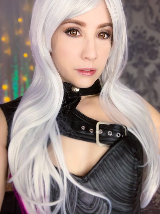 On a happier note - I did a [quick] cosplay thing tonight 🤗 https://t.co/Zy9gvUk3lX<a href="/tag/mvsales"class="tags"><span>#mvsales</span></a>