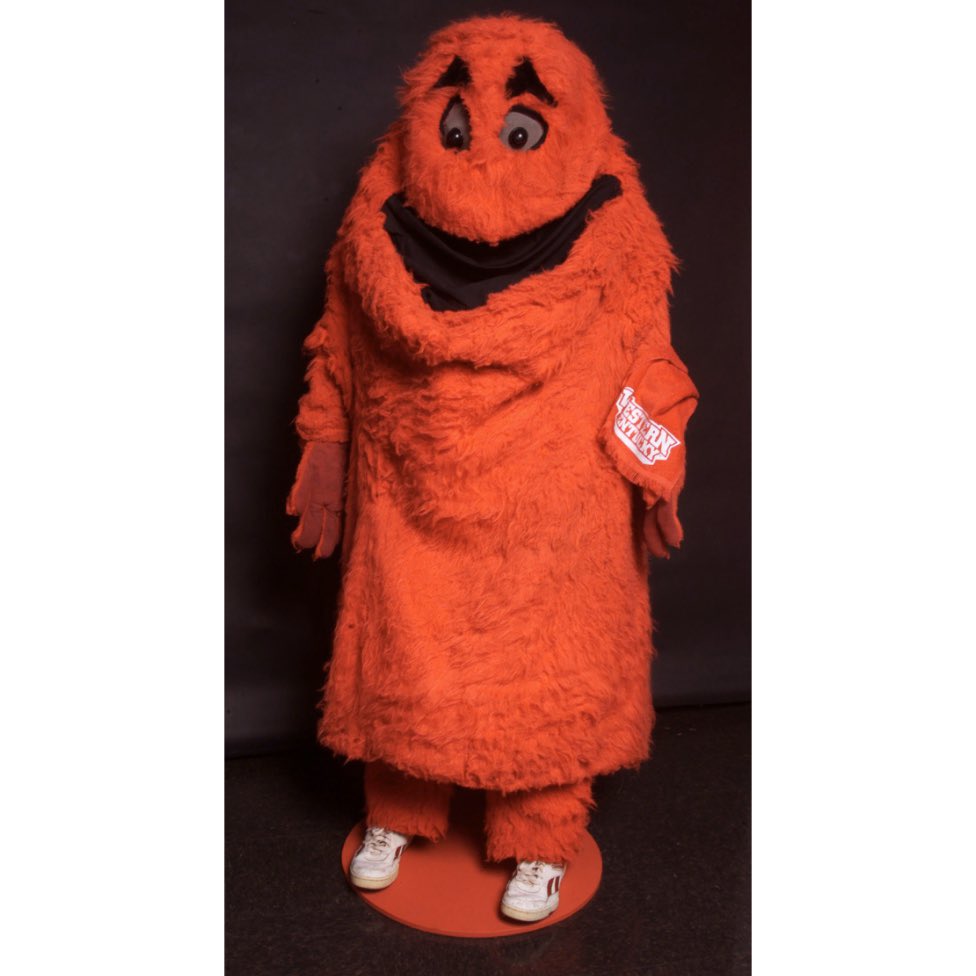 BarstoolWestern's tweet photo. how I felt at the start of today vs how I feel now https://t.co/VCSnPhXsjL
